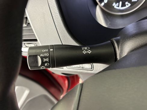 Used 2022 Nissan Frontier SV image 21