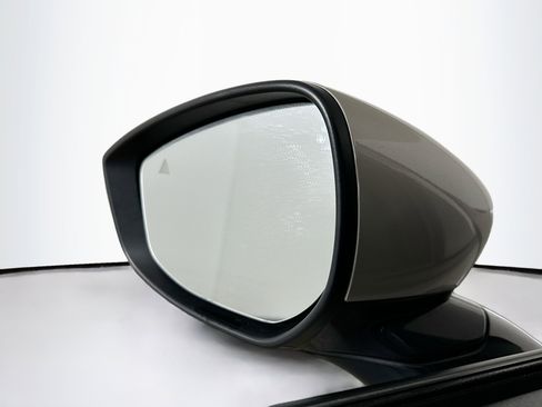 Used 2025 MAZDA MAZDA3 s image 16