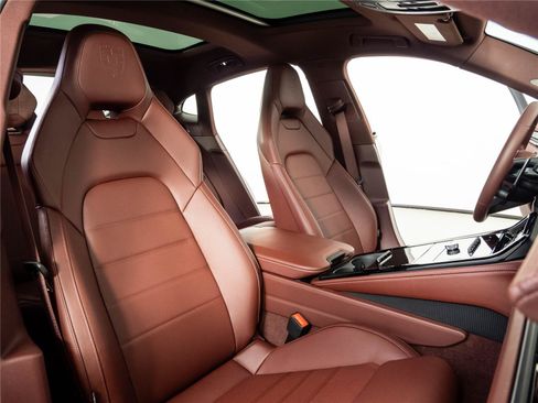 New 2026 Porsche Panamera 4 AWD/4WD image 25