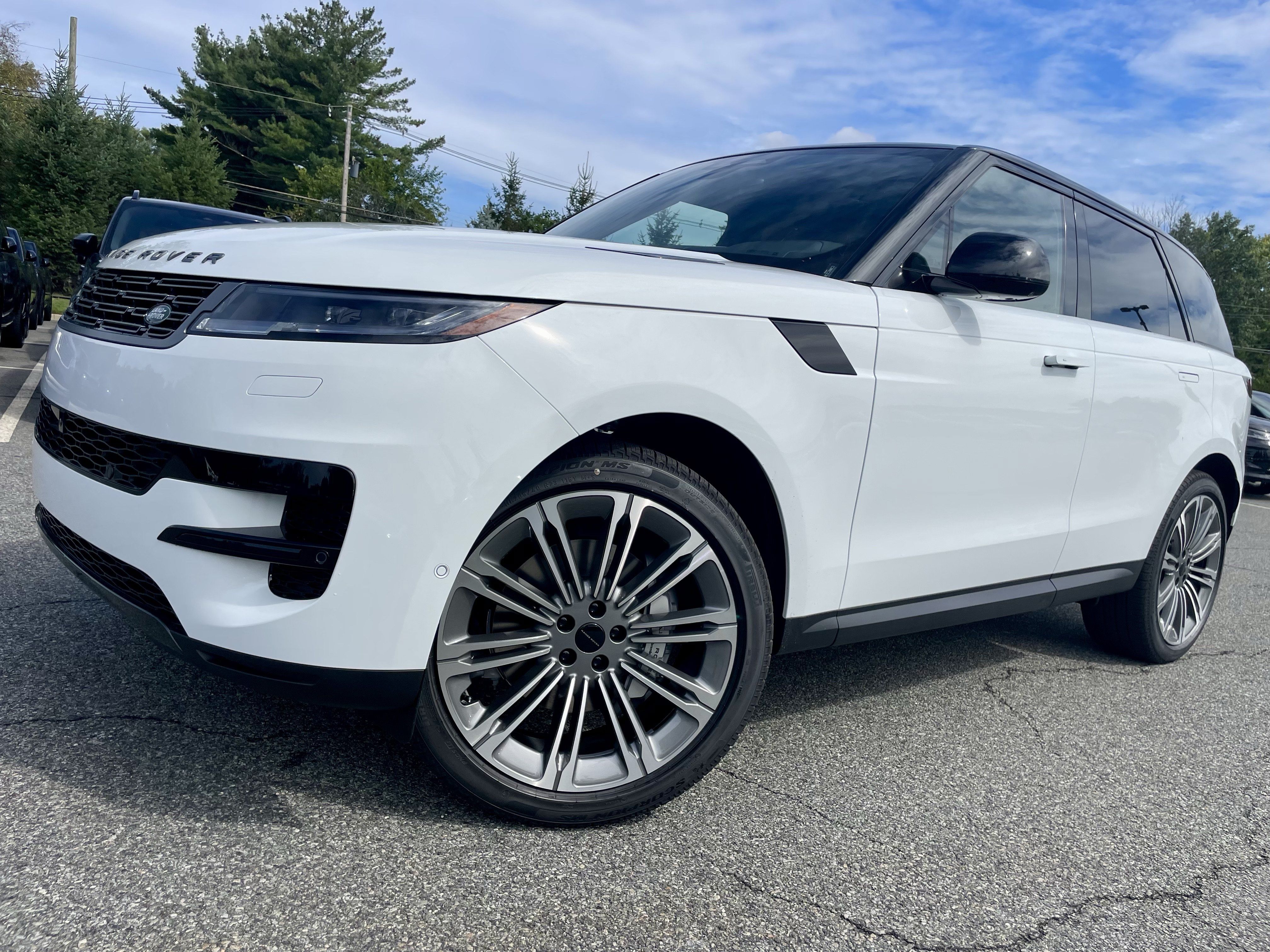 New 2027 Land Rover Range Rover Sport SE AWD/4WD image 35