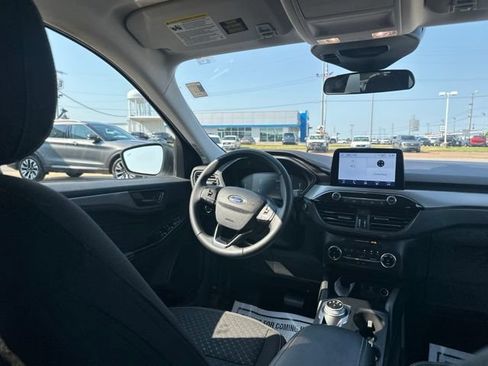Used 2023 Ford Escape Active FWD image 16