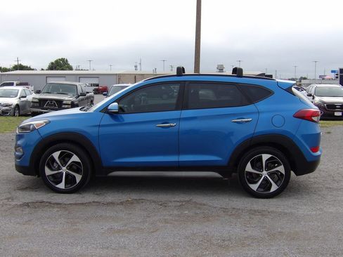 Used 2017 Hyundai Tucson Limited w/ Limited Ultimate Package 03 FWD image 1