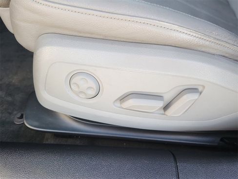 Used 2017 Audi A4 2.0T allroad Prestige image 8