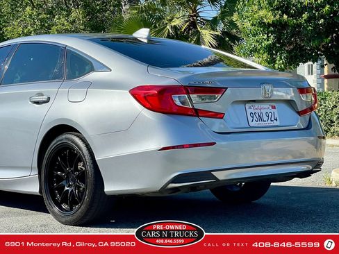 Used 2019 Honda Accord LX image 29