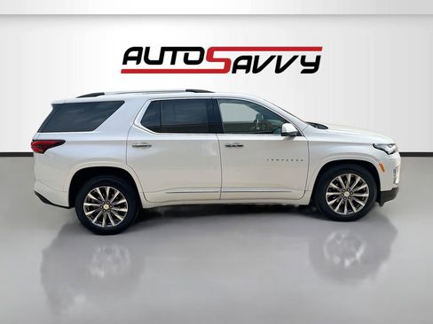 Used 2023 Chevrolet Traverse Premier w/ LPO, Floor Liner Package AWD/4WD image 8