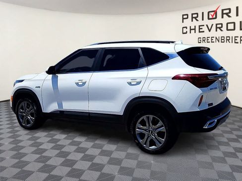 Used 2023 Kia Seltos S w/ Navigation Package AWD/4WD image 6