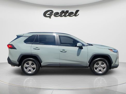 Used 2023 Toyota RAV4 XLE w/ Convenience Package FWD image 4