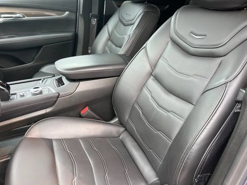 Certified 2024 Cadillac XT6 Sport w/ Platinum Package AWD/4WD image 12