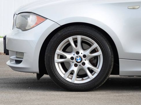 Used 2009 BMW 128i Convertible RWD image 11