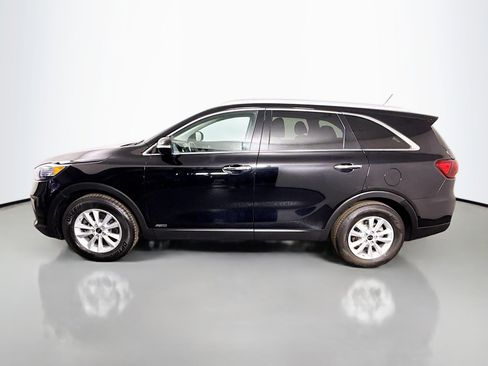 Used 2020 Kia Sorento LX w/ LX I4 Convenience Package image 6