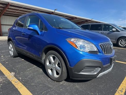 Used 2015 Buick Encore FWD image 2