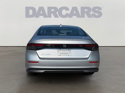 Used 2023 Honda Accord EX image 6