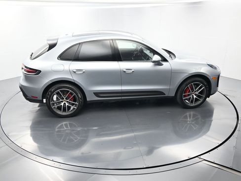 Used 2022 Porsche Macan S image 41