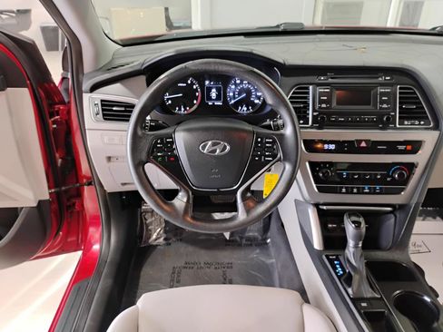 Used 2017 Hyundai Sonata SE image 55