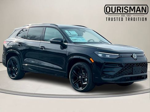 New 2026 Volkswagen Tiguan SE R-Line AWD/4WD image 1