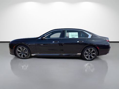 New 2026 BMW i7 eDrive50 w/ Premium Package image 6