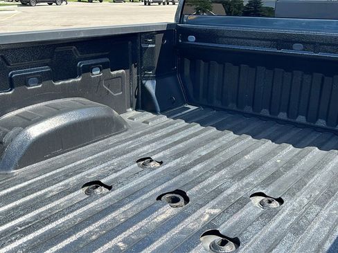 Used 2020 Chevrolet Silverado 2500 LTZ image 40