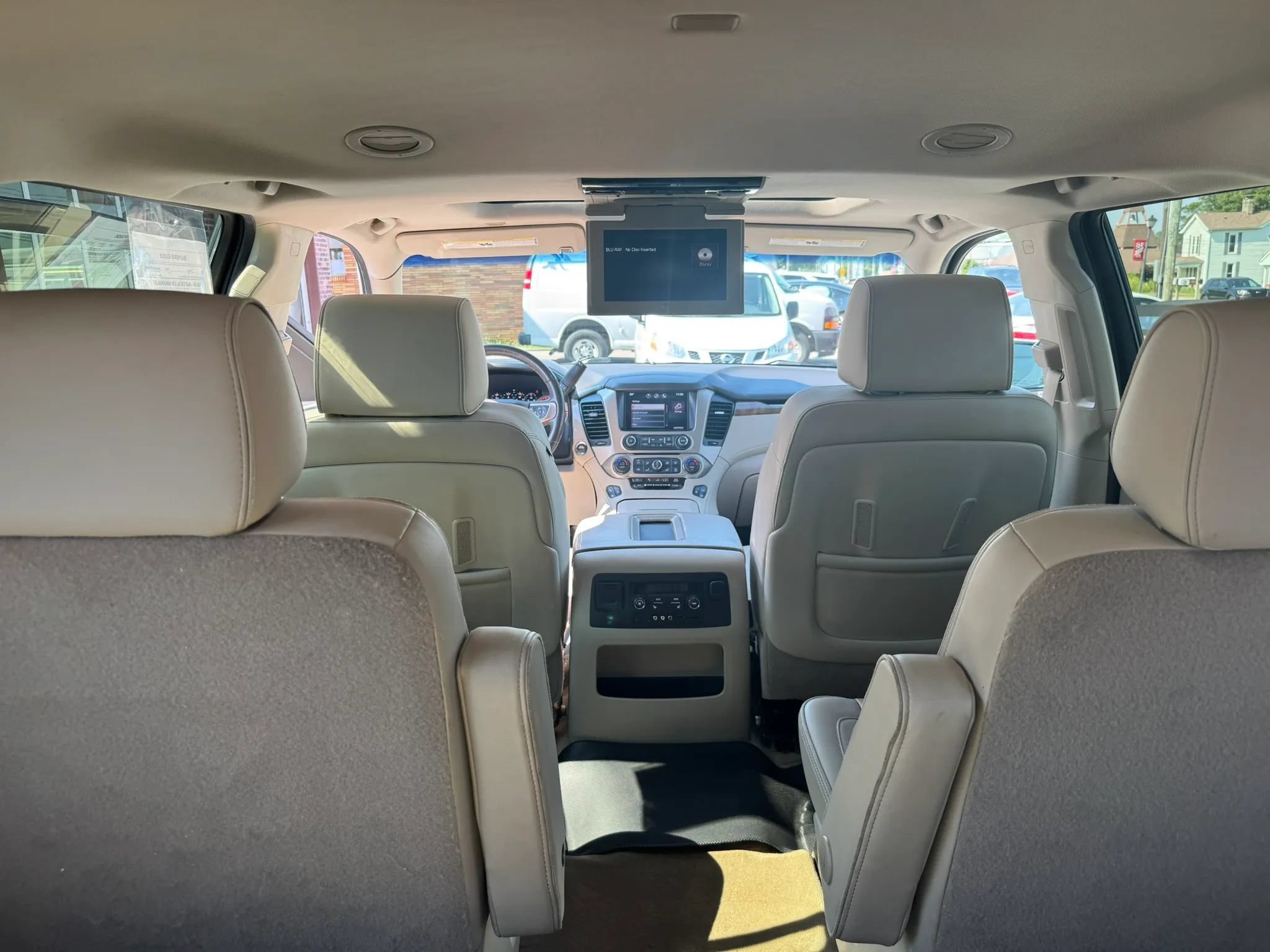 Used 2015 GMC Yukon Denali w/ Touring Package AWD/4WD image 33