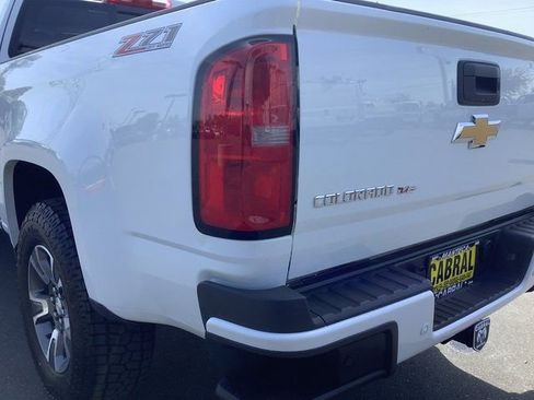 Used 2019 Chevrolet Colorado Z71 image 45