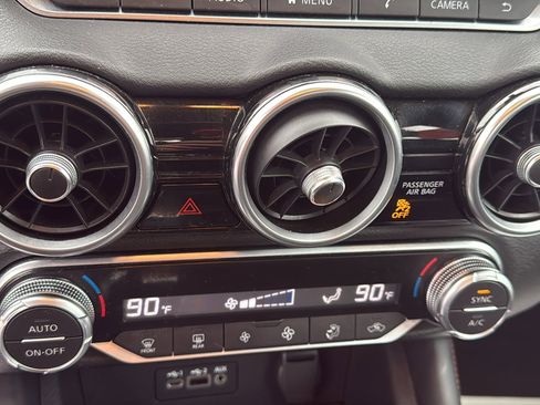 Certified 2022 Nissan Sentra SR image 15