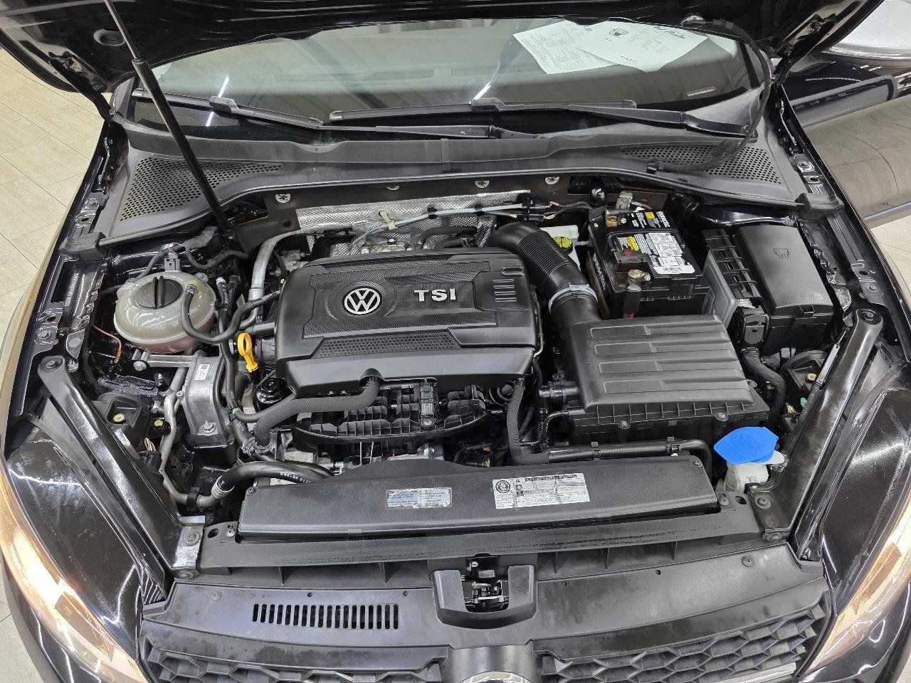 Used 2017 Volkswagen Golf Alltrack SEL AWD/4WD image 40