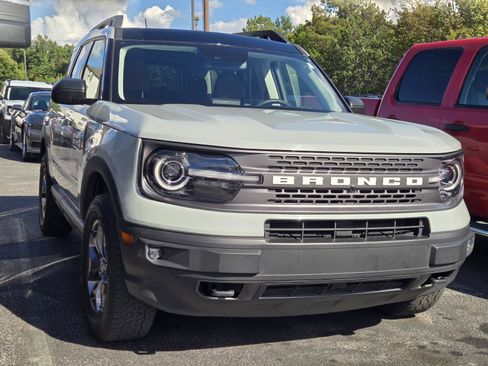 Used 2023 Ford Bronco Sport Badlands w/ Premium Package AWD/4WD image 3