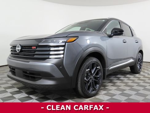 Certified 2025 Nissan Kicks SR image 3