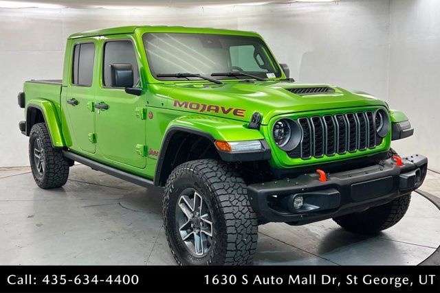 Used 2025 Jeep Gladiator Mojave AWD/4WD image 7