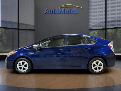 Used 2015 Toyota Prius Two image 5