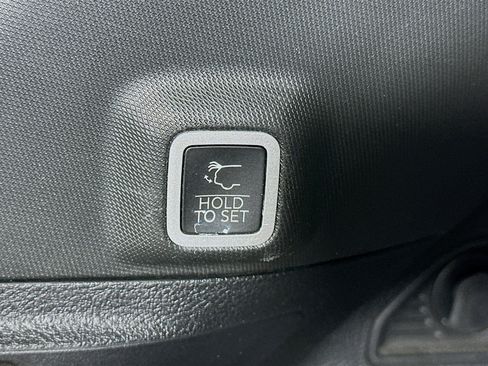 Used 2022 Jeep Grand Cherokee Limited 4xe image 31