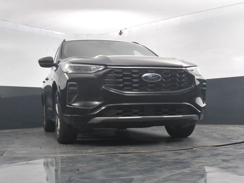 Used 2024 Ford Escape ST-Line image 31