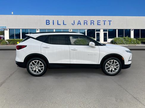 Used 2023 Chevrolet Blazer LT FWD image 8