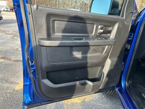 Used 2017 RAM 1500 Express image 10