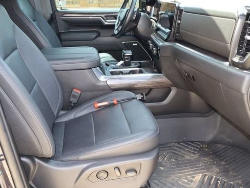 Used 2023 Chevrolet Silverado 1500 LTZ w/ LTZ Premium Texas Edition AWD/4WD image 17