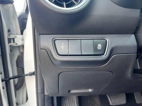 Certified 2023 Kia Forte LXS FWD image 20