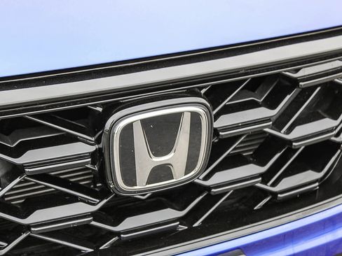 Certified 2025 Honda CR-V Sport-L image 5