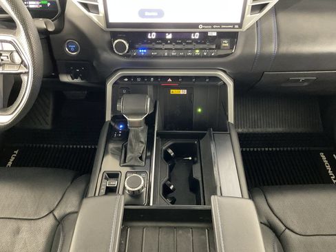 Used 2024 Toyota Tundra Platinum AWD/4WD image 14