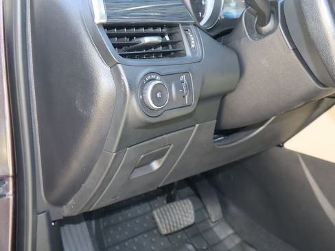 Used 2017 Buick Envision Essence FWD image 24