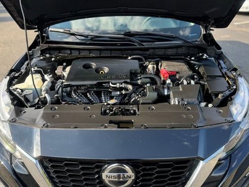 Used 2020 Nissan Altima 2.5 S AWD/4WD image 7