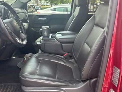 Used 2019 Chevrolet Silverado 1500 LTZ AWD/4WD image 4