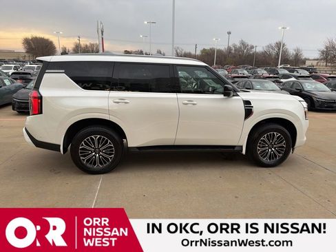 Used 2026 Nissan Armada SL w/ Captain's Chari Seat Package image 6