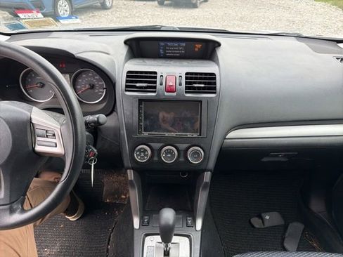 Used 2015 Subaru Forester 2.5i Premium w/ All-Weather Package image 19