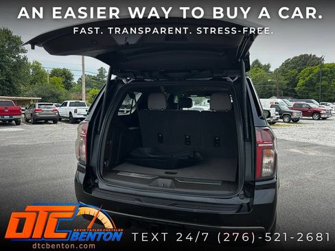 Used 2021 Chevrolet Suburban Z71 w/ Z71 Off-Road Package AWD/4WD image 35