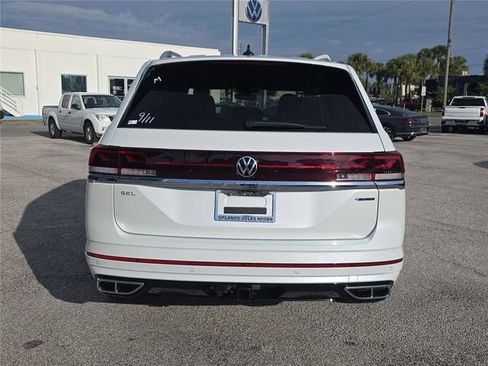 New 2026 Volkswagen Atlas SEL Premium R-Line image 4