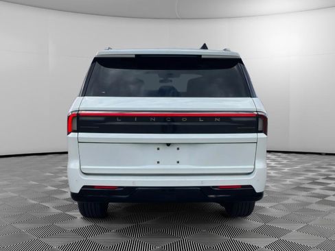 New 2026 Lincoln Navigator L Reserve image 5