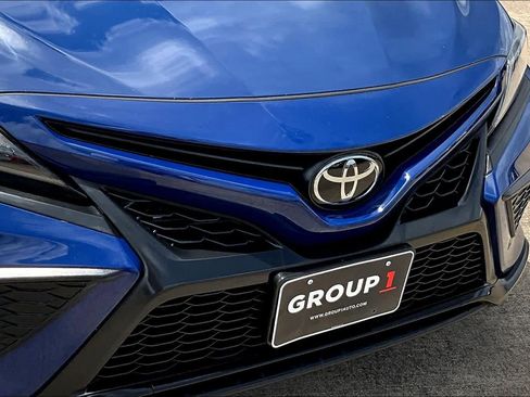 Used 2024 Toyota Camry SE image 29