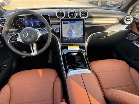 New 2026 Mercedes-Benz GLC 300 image 7