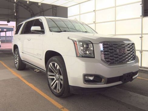 Used 2018 GMC Yukon Denali w/ Denali Ultimate Package image 4