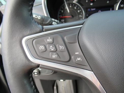 Used 2022 Chevrolet Equinox LT FWD image 22
