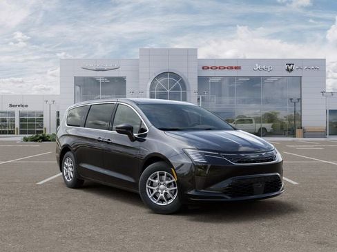 New 2027 Chrysler Pacifica Select w/ Family Tech Group FWD image 5